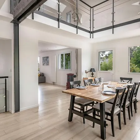 - Magnifique Maison Avec Piscine - 8 Pers