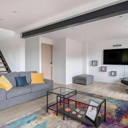 - Magnifique Maison Avec Piscine - 8 Pers בית נופש *