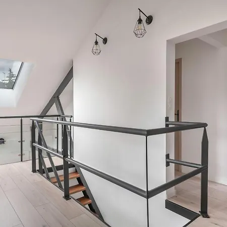 - Magnifique Maison Avec Piscine - 8 Pers בית נופש