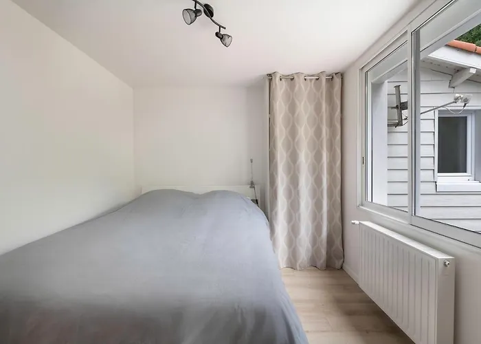 - Magnifique Maison Avec Piscine - 8 Pers Hébergement de vacances